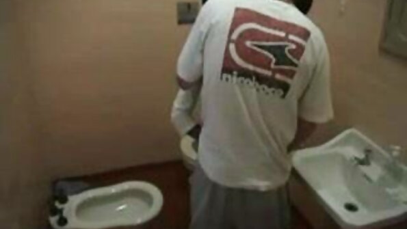 A big burit pirang hooker lalaki nya cunt ditembus teuas