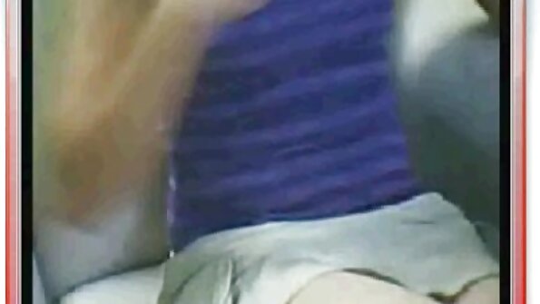 A bodo saré bari dua awéwé pirang anu fucking bener ogé