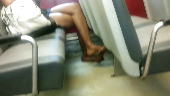 Malaikat Emily naroskeun ka Mike Angelo pikeun nyentak bajinganna sareng anjeunna henteu tiasa nampik