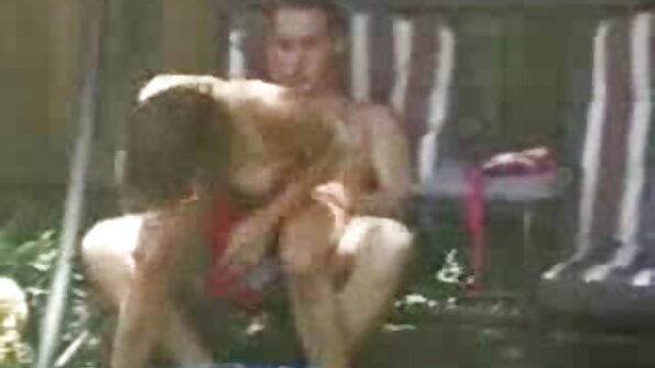 A slut busty seksi jeung burit badag ieu lalaki anally rammed