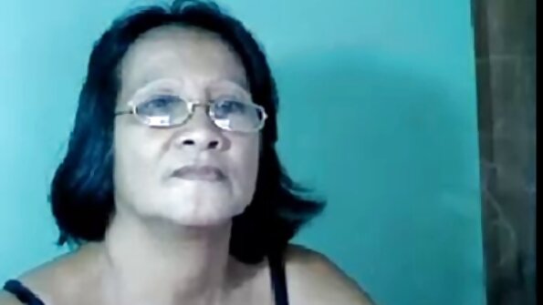 A pirang jeung burit seksi geus meunang kontol di pussy baseuh nya