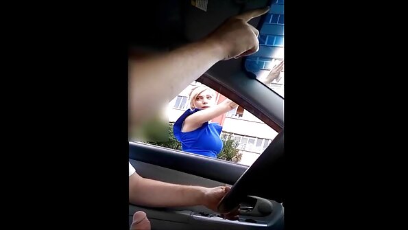 A amatir panas lalaki ditembus ku cacakan badag nutup nepi