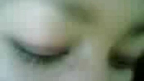 A pirang muka nepi burit nya pinuh lajeng manehna meunang sababaraha anal