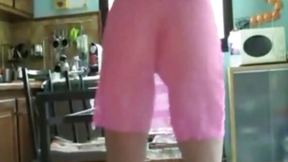 Hiji hal seksi lalaki fucked di lorong wangunan apartemen