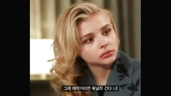 A nona amatir seksi jeung awak nice nyekel kontol jeung leungeun nya