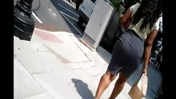 Botak fucker drills Ebony slut pussy nu mikanyaah ker fucking