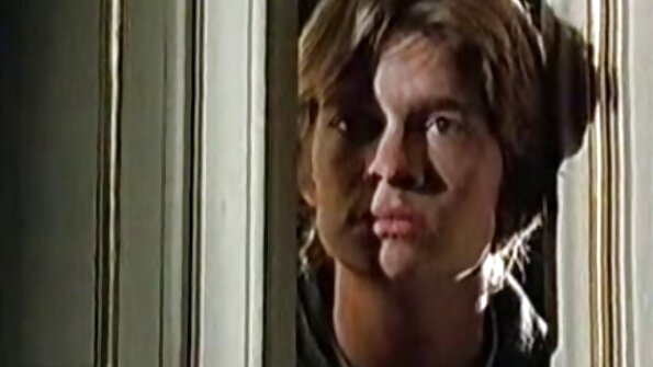 Ngagulung leuwih anal palacur hayang burit nya ancur