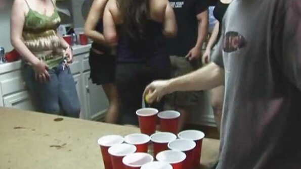 Boss nyieun lamunan kotor ngeunaan sekretaris bangsat kajadian