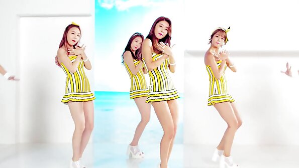 A chick nu mikanyaah anal sex dimimitian hal off jeung pakasaban niup